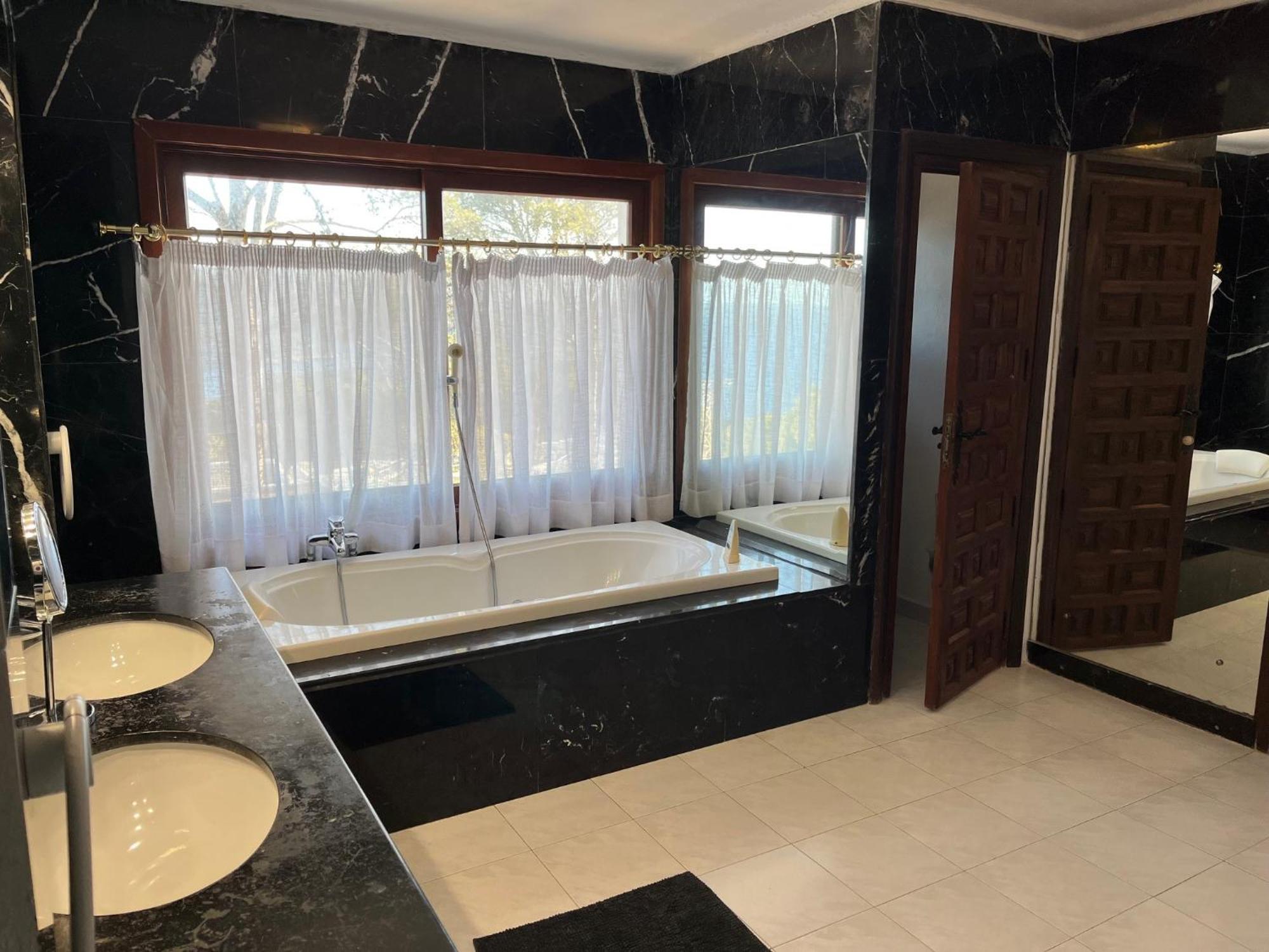 Villa Colina Ibiza 샌안토니오 외부 사진